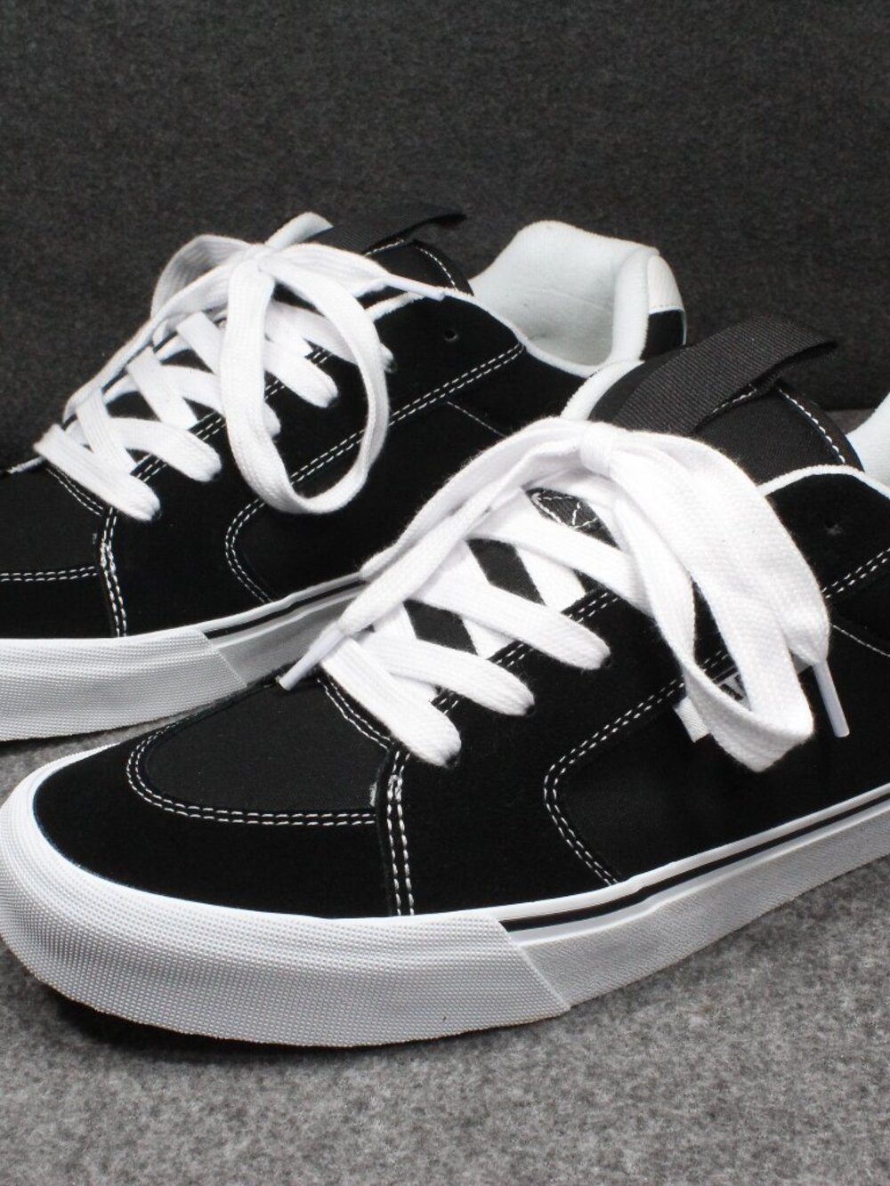 Vans Chukka Push Black White Canvas Suede Skate Shoes Men's Size 12